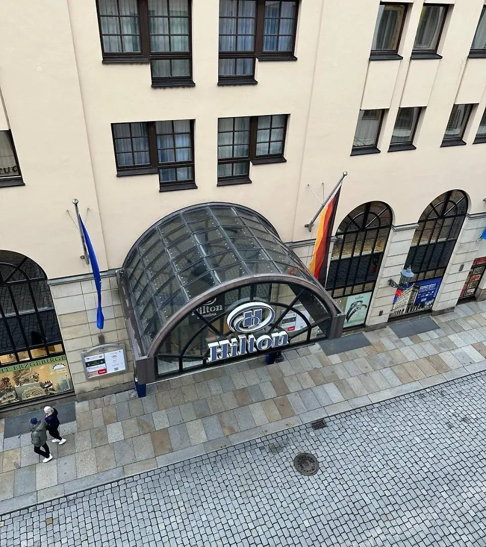 Homestay Zimmer Gegenueber Die Frauenkirsche Dresden Germany
